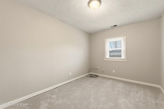 5306 Clover Ave, Louisville, KY 40272