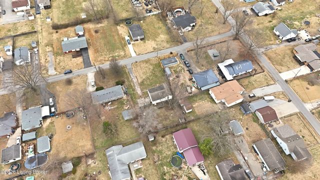 5306 Clover Ave, Louisville, KY 40272