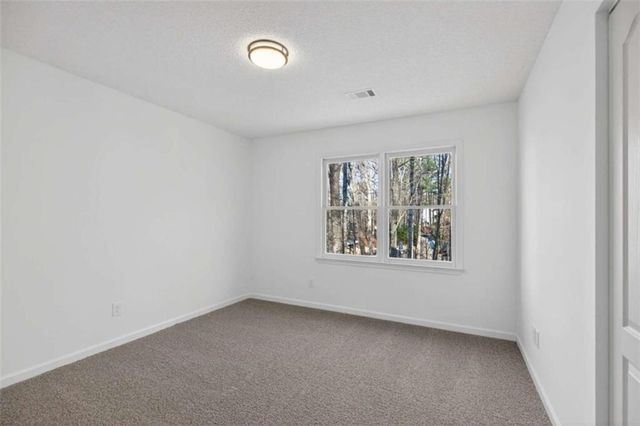 511 Lakeside Drive, Hiram, GA 30141