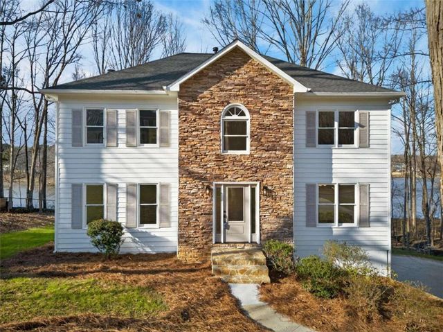 511 Lakeside Drive, Hiram, GA 30141