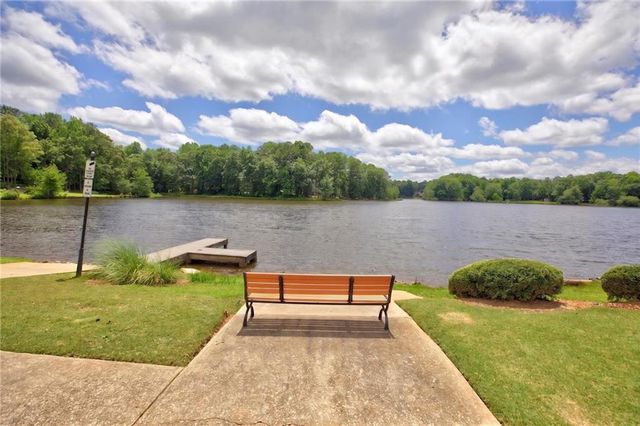 511 Lakeside Drive, Hiram, GA 30141