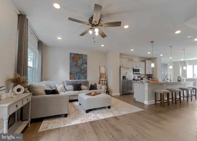 23771 MYRTLE GLEN WAY, California, MD 20619