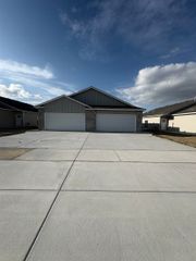 12948-12950 E Blake St, Wichita, KS 67230