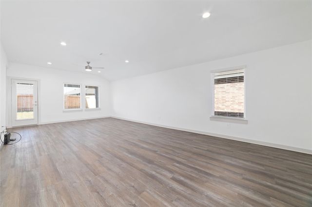 7010 Fleetwood Crescent Way, Richmond, TX 77407