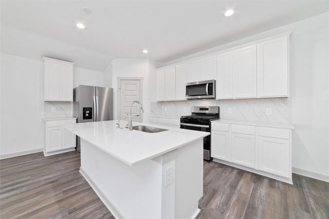 7010 Fleetwood Crescent Way, Richmond, TX 77407