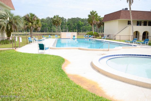 1618 EL CAMINO Road 6, Jacksonville, FL 32216