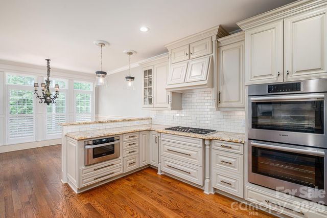 6627 Harbor Oaks Drive, Denver, NC 28037