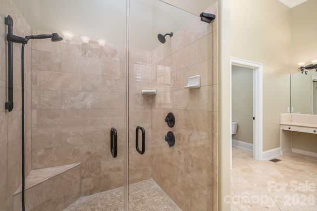 6627 Harbor Oaks Drive, Denver, NC 28037