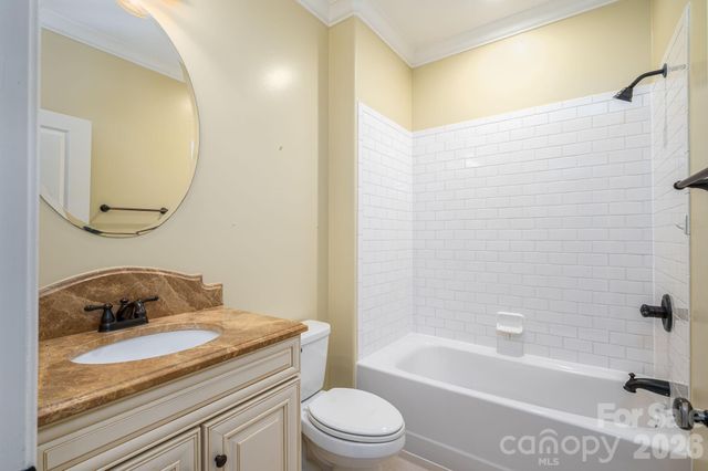 6627 Harbor Oaks Drive, Denver, NC 28037