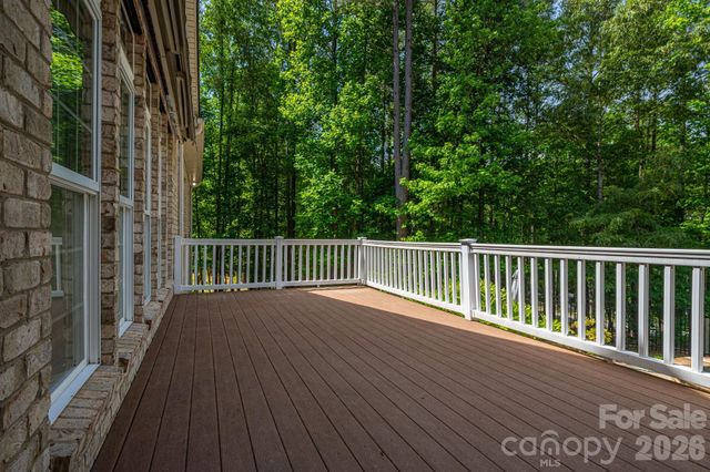 6627 Harbor Oaks Drive, Denver, NC 28037