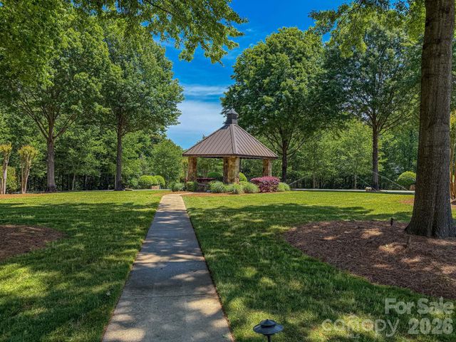 6627 Harbor Oaks Drive, Denver, NC 28037