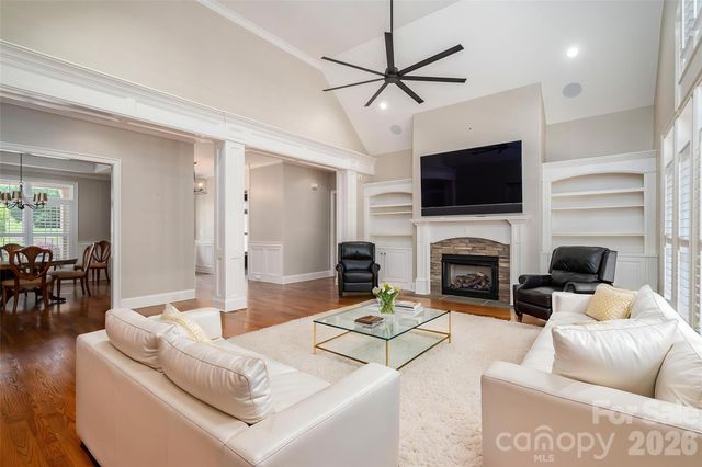 6627 Harbor Oaks Drive, Denver, NC 28037