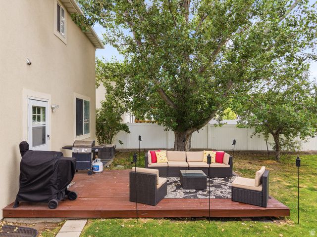 1465 E OSPREY WAY, Eagle Mountain, UT 84005