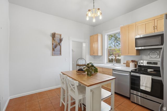 779 S 900 E, Salt Lake City, UT 84102