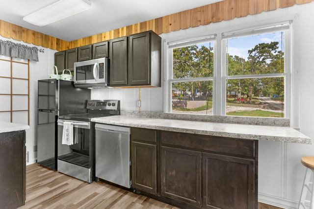 10 View Tablerock Landing, Branson West, MO 65737