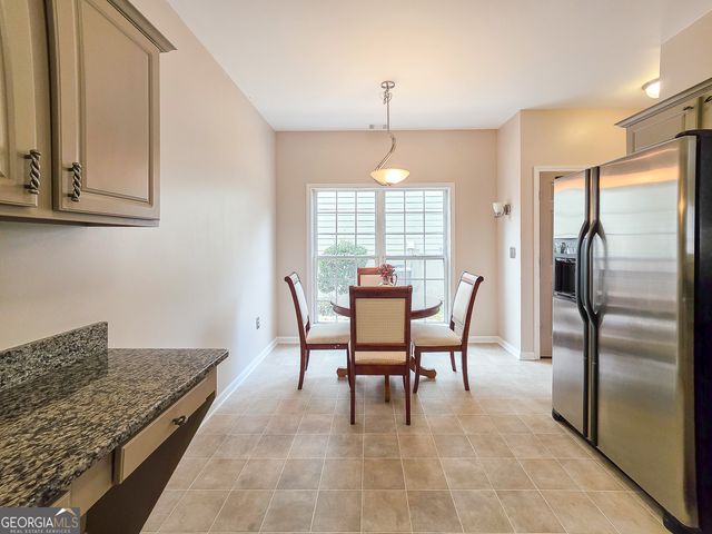 528 Drifton Way, Woodstock, GA 30188