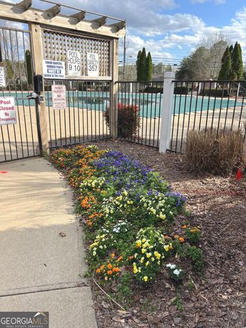 528 Drifton Way, Woodstock, GA 30188