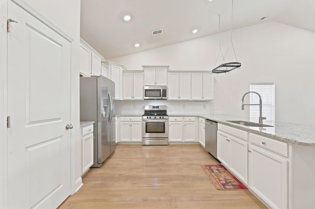 867 Brant St., Myrtle Beach, SC 29579