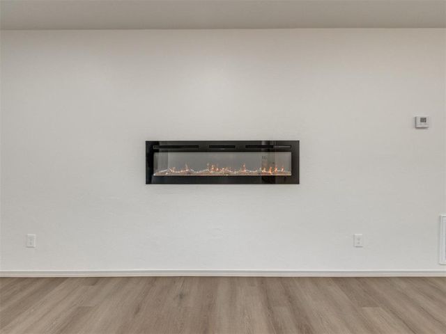 14004 S Dobbs Road, Mcloud, OK 74851