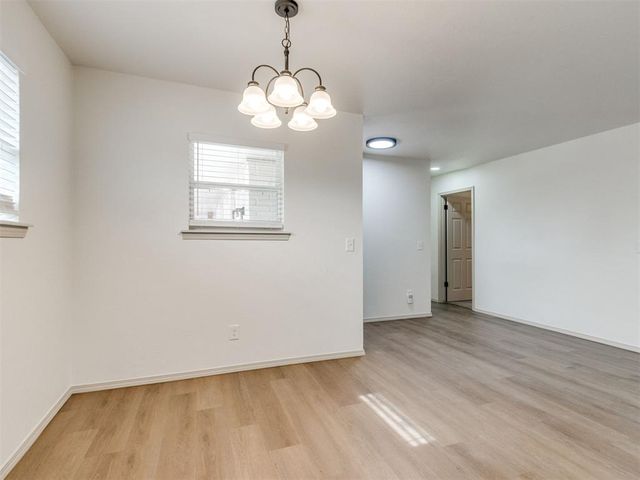 14004 S Dobbs Road, Mcloud, OK 74851