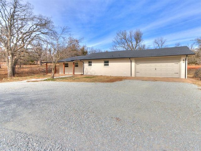 14004 S Dobbs Road, Mcloud, OK 74851