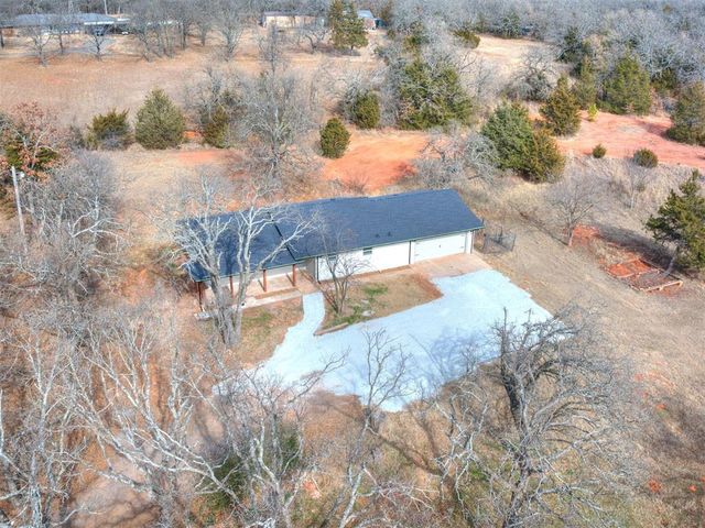 14004 S Dobbs Road, Mcloud, OK 74851