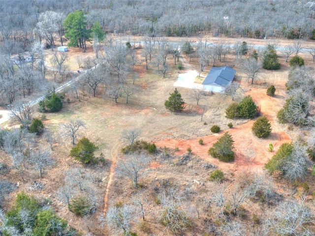 14004 S Dobbs Road, Mcloud, OK 74851