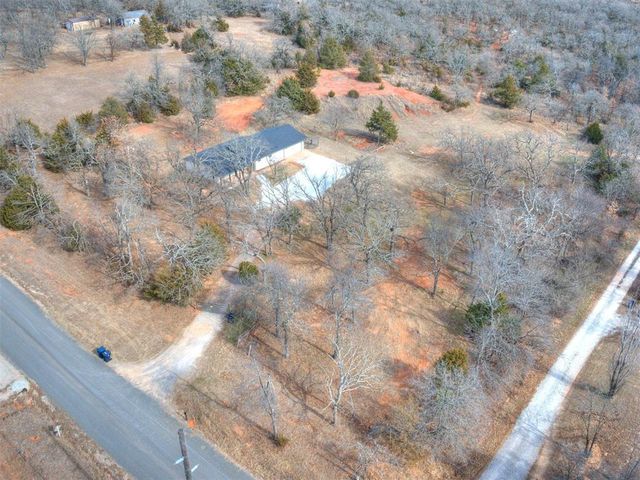 14004 S Dobbs Road, Mcloud, OK 74851