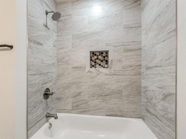 14004 S Dobbs Road, Mcloud, OK 74851