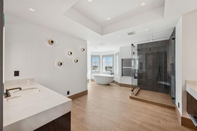 2443 Lakewood Pointe, Seabrook, TX 77586