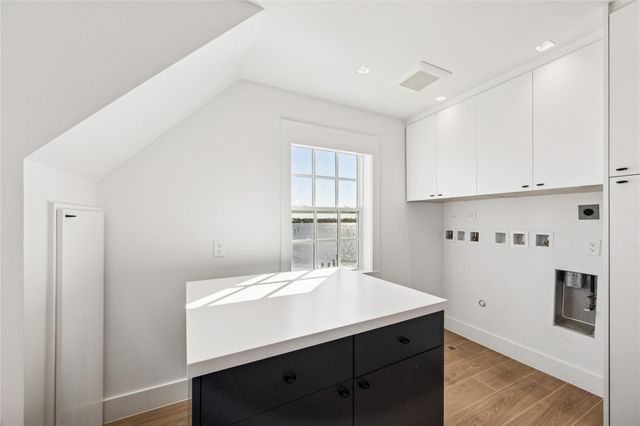 2443 Lakewood Pointe, Seabrook, TX 77586