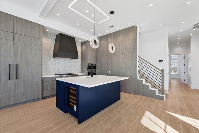 2443 Lakewood Pointe, Seabrook, TX 77586