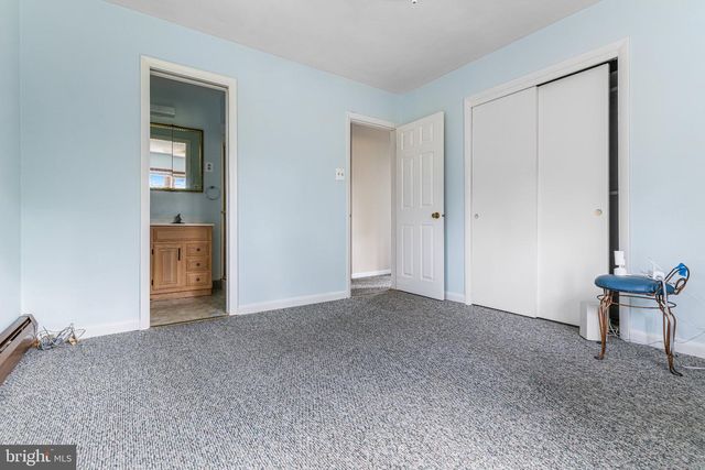 883 STEVENS LN, Upper Holland, PA 19053