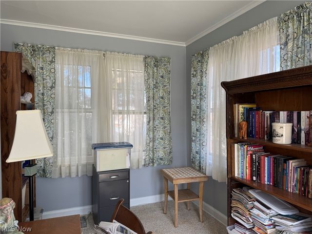 211 E Main Street, St Clairsville, OH 43950