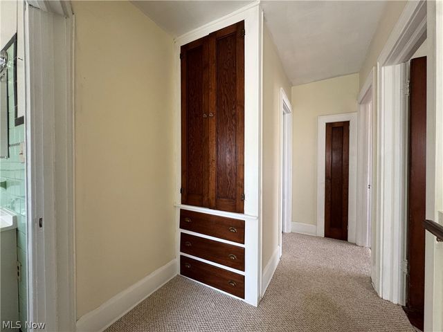 211 E Main Street, St Clairsville, OH 43950