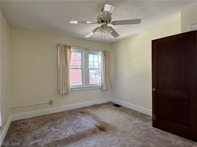 211 E Main Street, St Clairsville, OH 43950