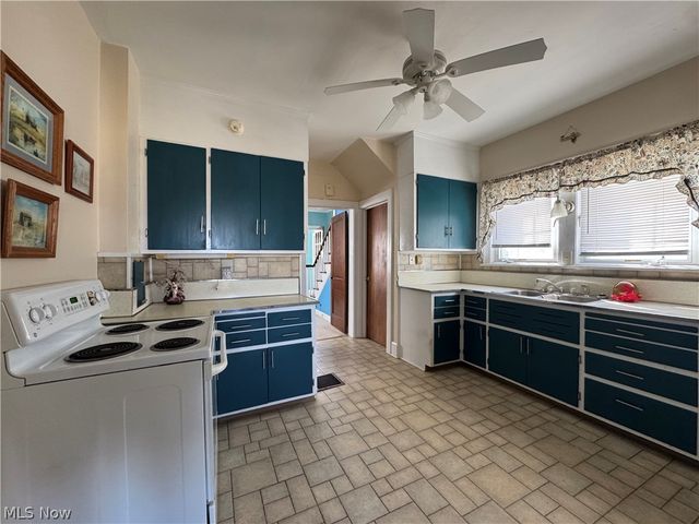 211 E Main Street, St Clairsville, OH 43950