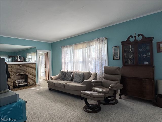 211 E Main Street, St Clairsville, OH 43950