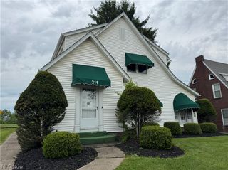 211 E Main Street, St Clairsville, OH 43950