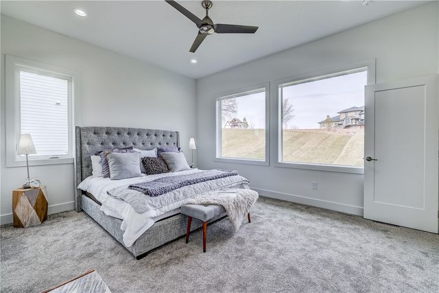 2925 NE Brentwood Circle, Grimes, IA 50111