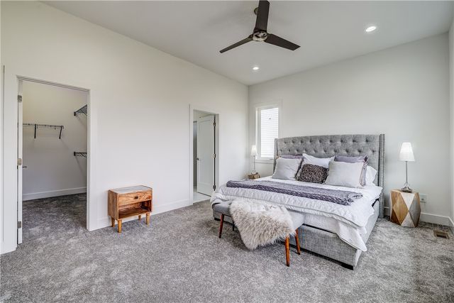 2925 NE Brentwood Circle, Grimes, IA 50111