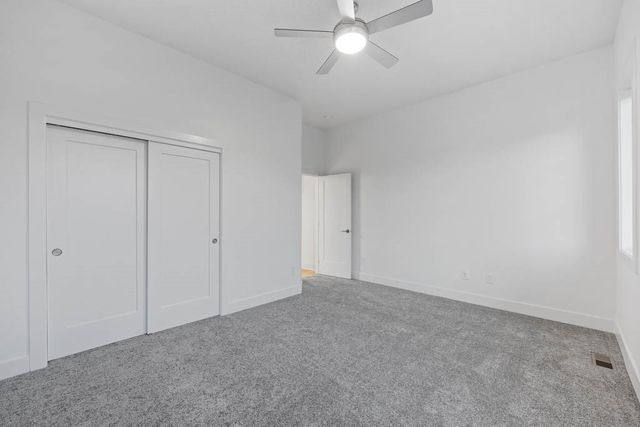 2925 NE Brentwood Circle, Grimes, IA 50111