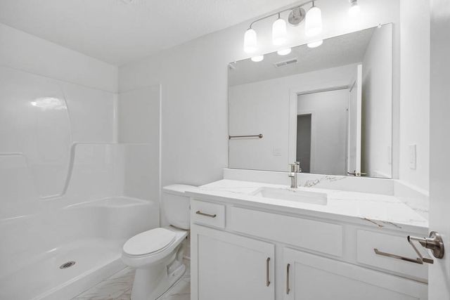2925 NE Brentwood Circle, Grimes, IA 50111