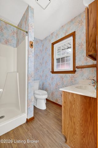 6137 Middlerose Cir, Louisville, KY 40272