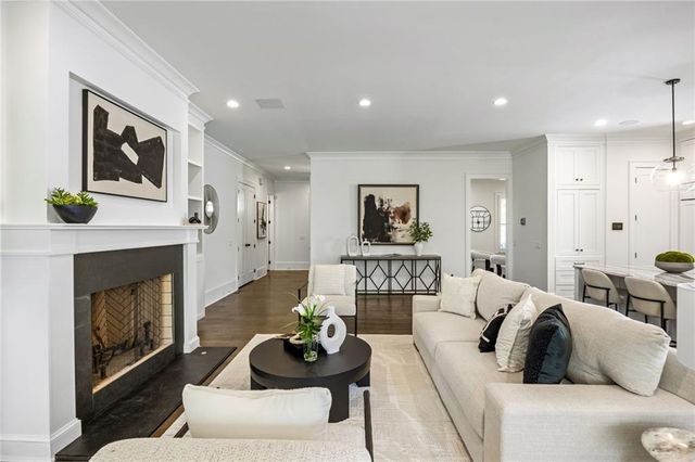 2623 Green Meadows Lane NE, Brookhaven, GA 30319