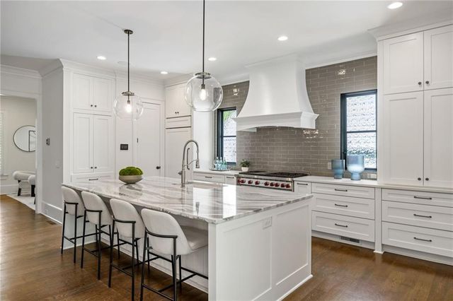 2623 Green Meadows Lane NE, Brookhaven, GA 30319