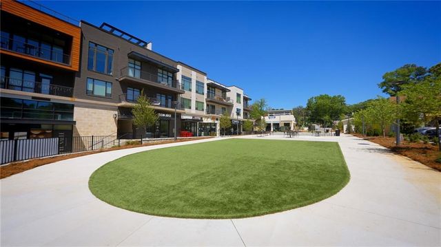 2623 Green Meadows Lane NE, Brookhaven, GA 30319