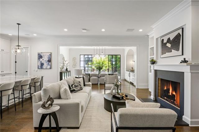 2623 Green Meadows Lane NE, Brookhaven, GA 30319