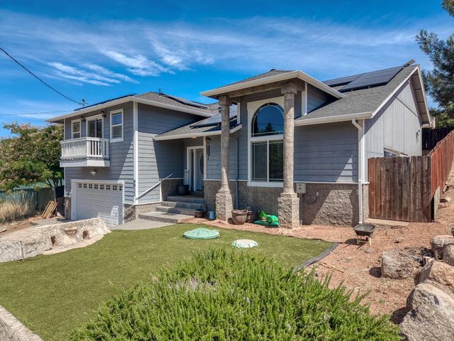 9932 Fairway Drive, Kelseyville, CA 95451