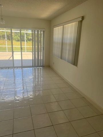 135 Brier Cir 0, Jupiter, FL 33458